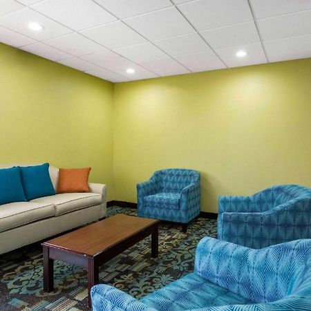 Quality Inn & Suites Arnold - St Louis Esterno foto